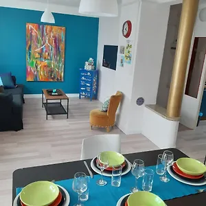 Aux Alyscamps Apartamento Arlés